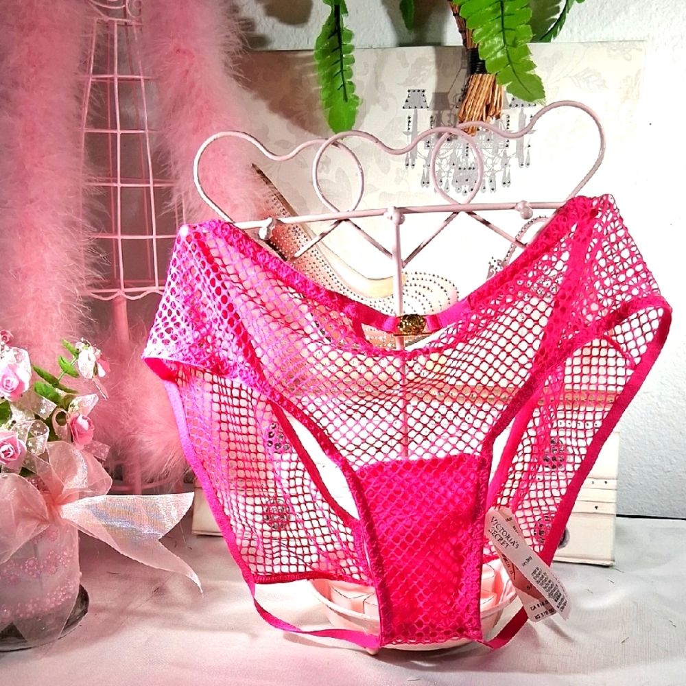 VICTORIA'S SECRET Very Sexy Hot Pink Fishnet NWT 2040